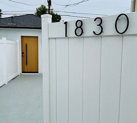 2nd image of 1830 S Crescent Heights Blvd