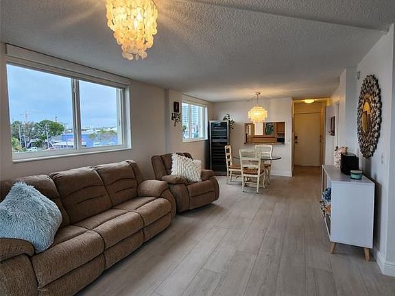 2nd image of 1777 SE 15th St APT 322