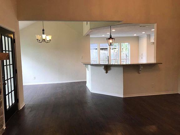 2nd image of 6840 Tallow Dr