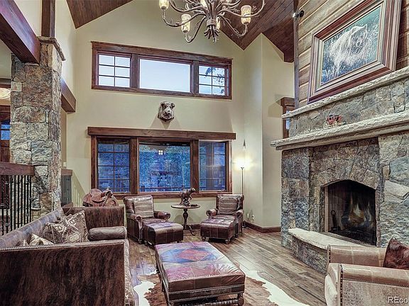 3rd image of 1296 Glenwild Dr