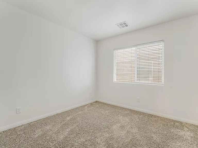 5986 Azzura Palms Ave — Photo 20