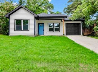 405 W Walker St, Denison, TX 75020