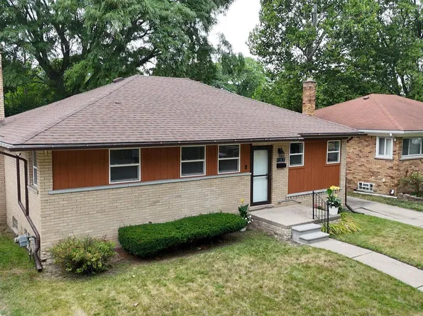 24061 Rensselaer St, Oak Park, MI 48237