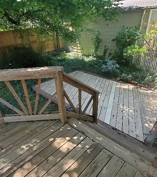 806 Violet Pl — Photo 8