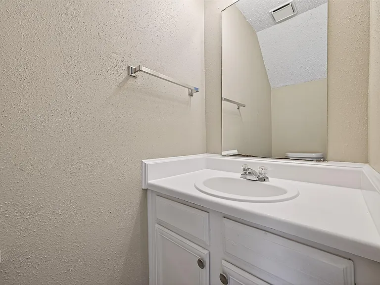 3479 Rockrill Dr — Photo 16
