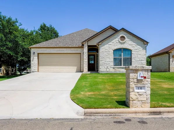 131 Pinehurst Street, Meadowlakes, TX 78654