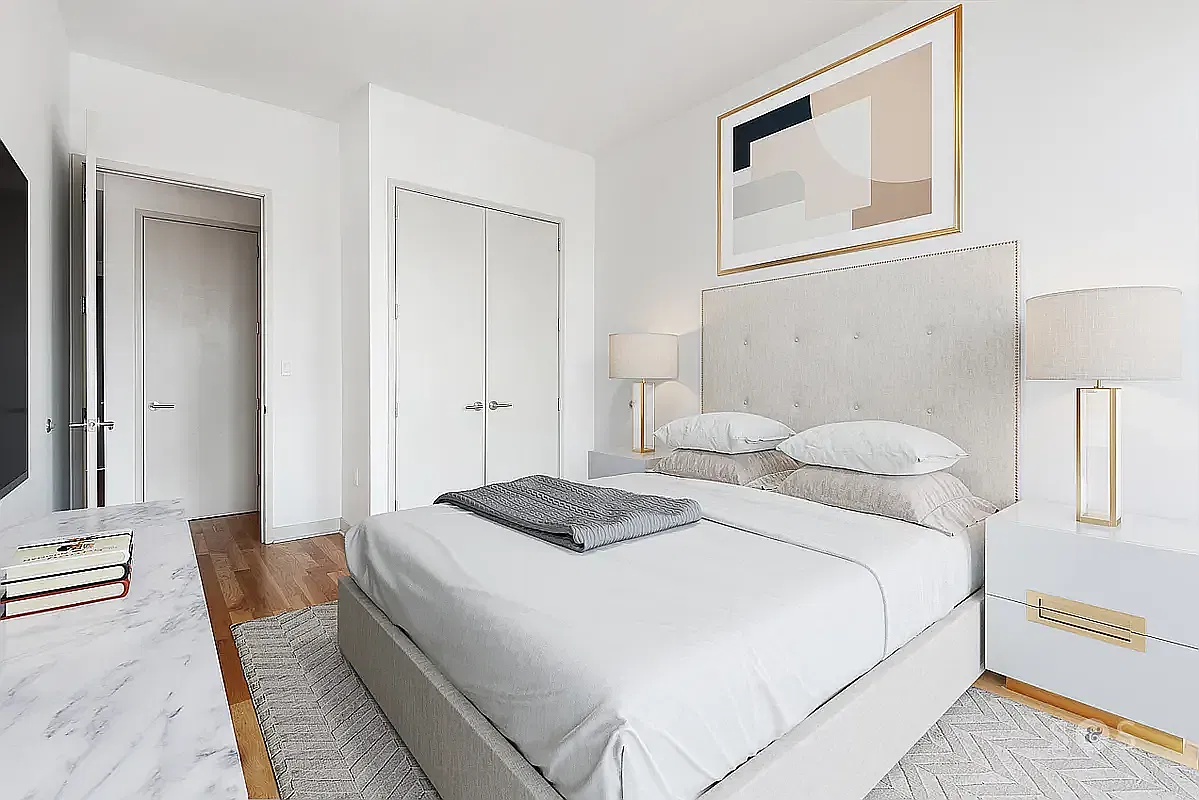 64 Bayard Street — Photo 3