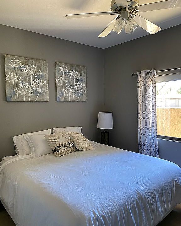 2nd Bedroom - King Bed