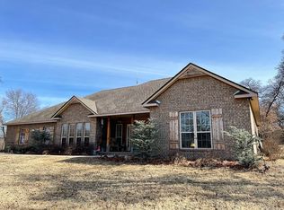 1219 N Prentice Rd, Ponca City, OK 74604