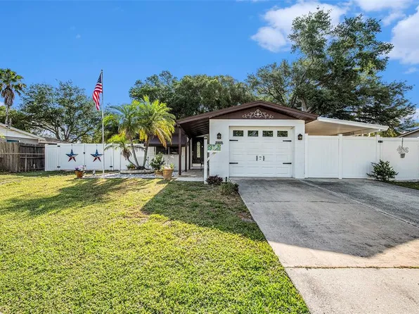 9909 61st Way N, Pinellas Park, FL 33782