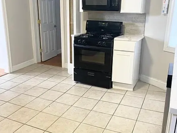 6119 Park Avenue image 1 of 7