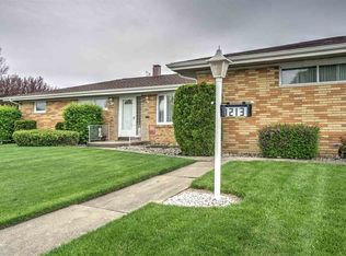 1213 Taylor St, Mishawaka, IN 46544
