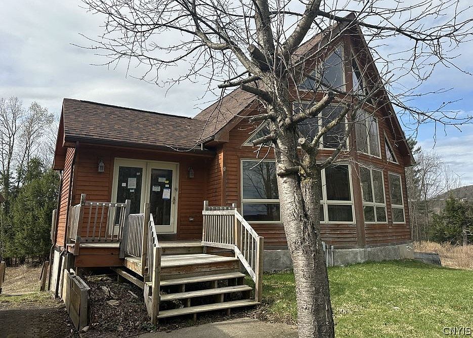 1st image of 3289 Westland Dr