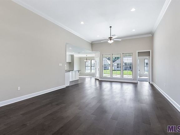 5th image of 10364 Belle Isle Ln