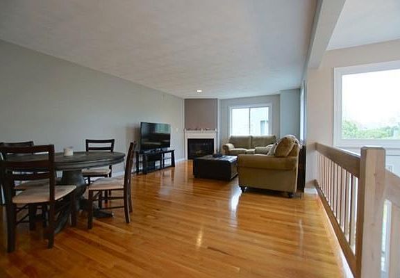 5th image of 17 Brittania Cir #17