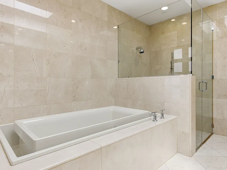 2650 N Lincoln Ave — Photo 34