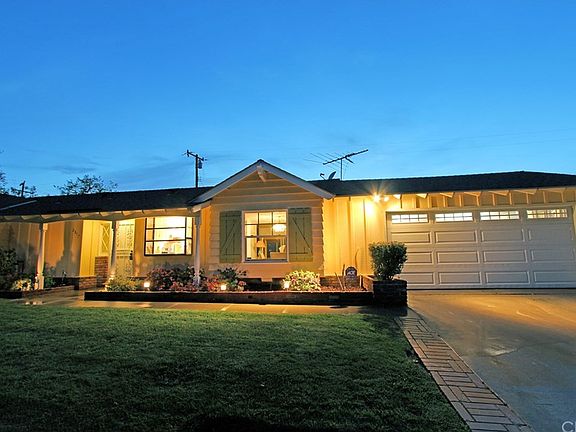 2nd image of 2857 Antisana Pl