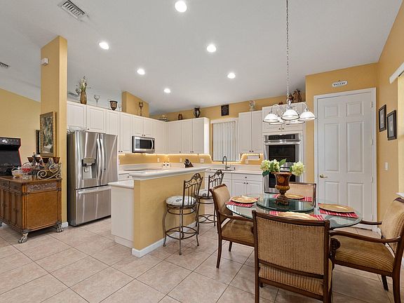 5th image of 2238 SW Newport Isles Boulevard