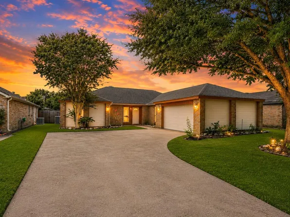 4805 Whispering Falls Dr, Houston, TX 77084
