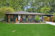 Daniell Dr-L0908-001.jpg