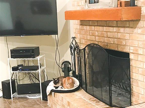 4th image of 606 Roene Ln