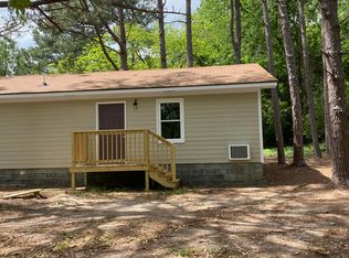 801 Aspen St #B, Aberdeen, NC 28315