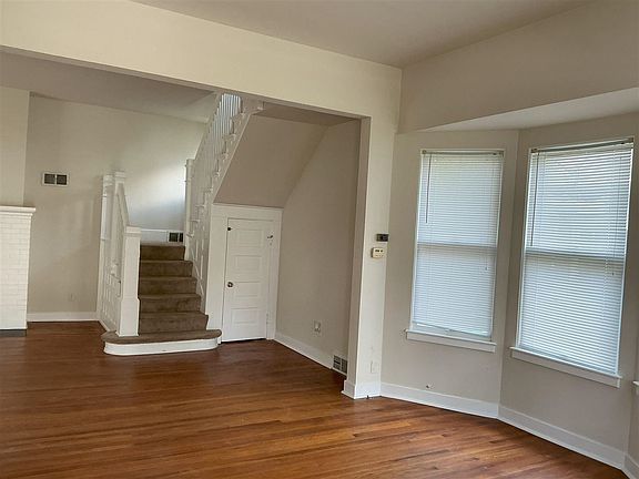 5th image of 52 S 17th St