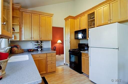 5th image of 479 E Valleyview Dr