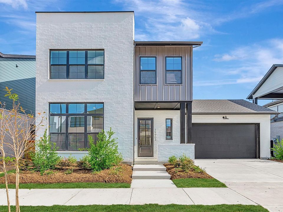 1st image of 19903 Moonflower Meadow St