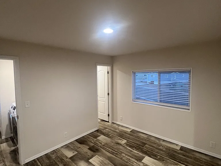 109 Rail Ln — Photo 6