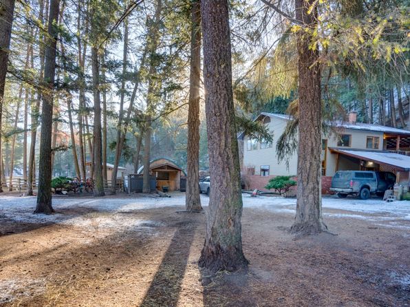 4644 Highway 97, Schuswap, BC V0E 1B5