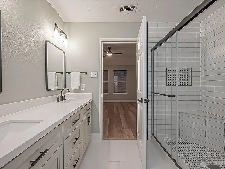 2 Garden Lodge Pl — Photo 36