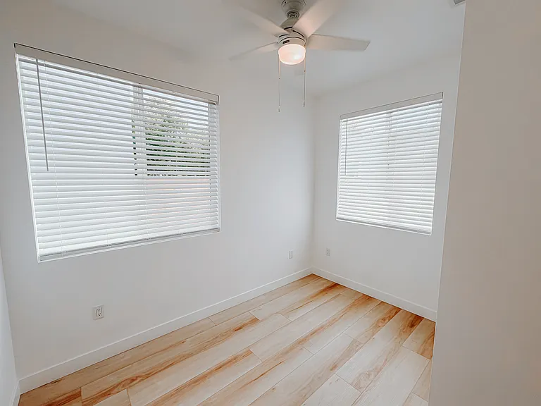 561 Branch St — Photo 11