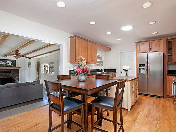 5th image of 667 Fig Ave