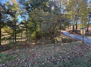 835 New Fox Rd, Irvine, KY 40336
