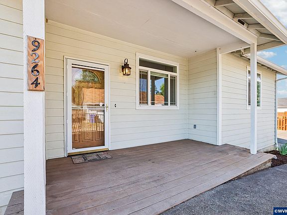 3rd image of 9264 Glory Ct NE