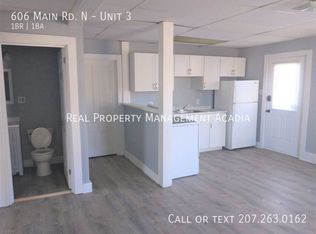 606 Main Rd N UNIT 3, Hampden, ME 04444