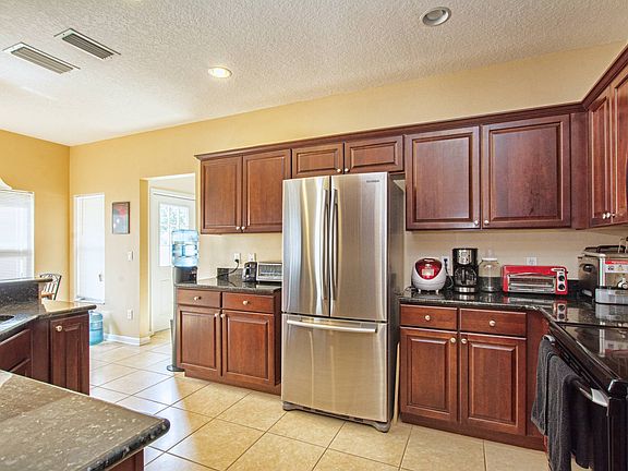 4th image of 10836 Cypress Trail Dr