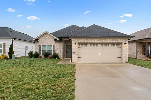 821 Poplar Log Dr Photo 1