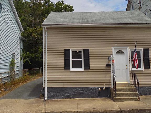 2nd image of 49 E North St