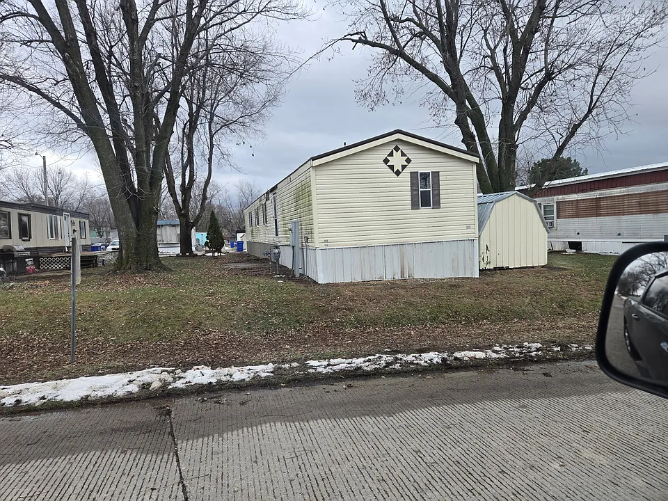 450 Old Military Rd