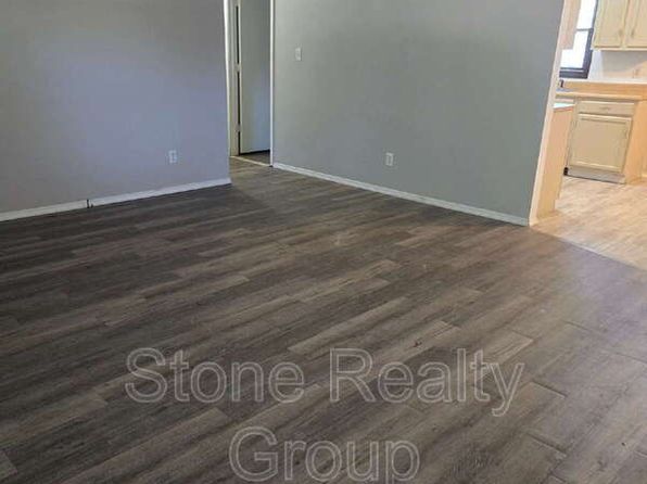 7736 N 42nd 1/2 St