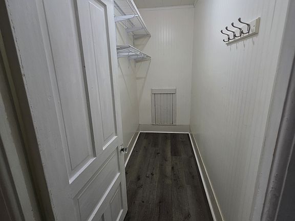 5th image of 208 N Maple St #1/2