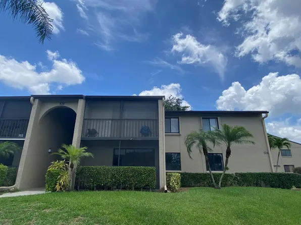 526 Shady Pine Way #D1, Greenacres, FL 33415