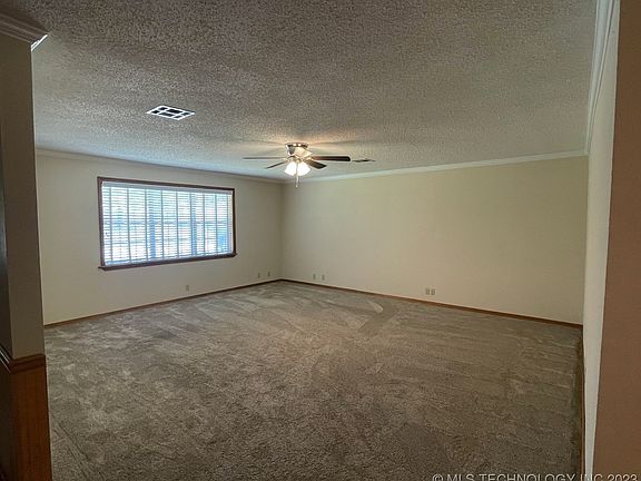 4th image of 1419 Lehigh Ave