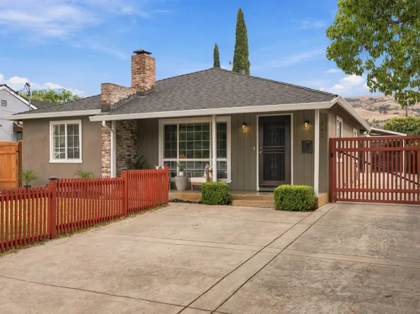 242 Laumer Ave, San Jose, CA 95127