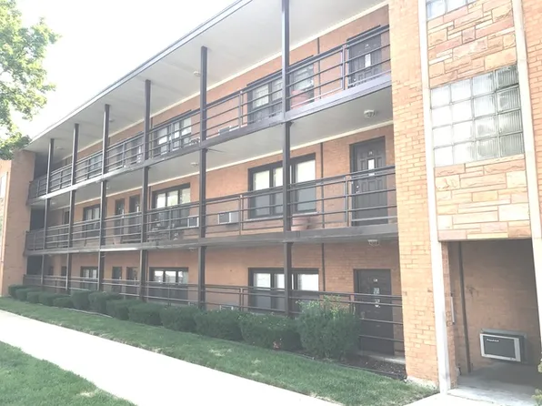 5901 N Naper Ave, Chicago, IL 60631
