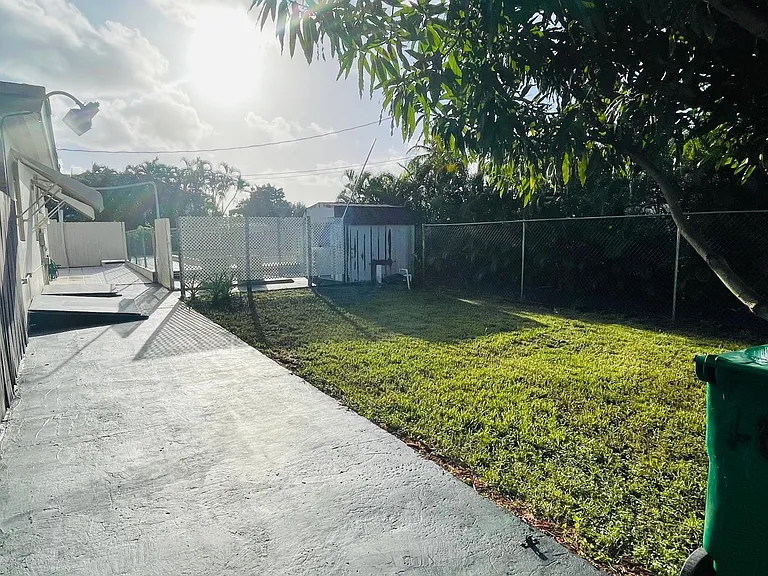 4850 SW 58th Avee — Photo 6