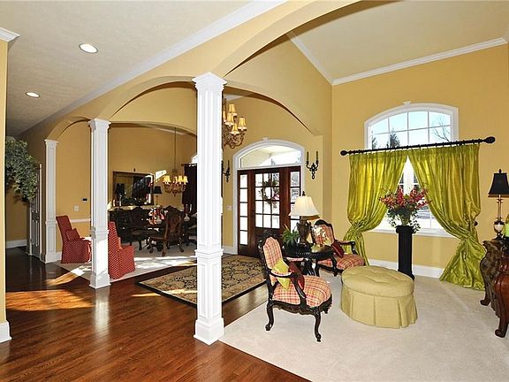 5th image of 16325 Stony Ridge Dr