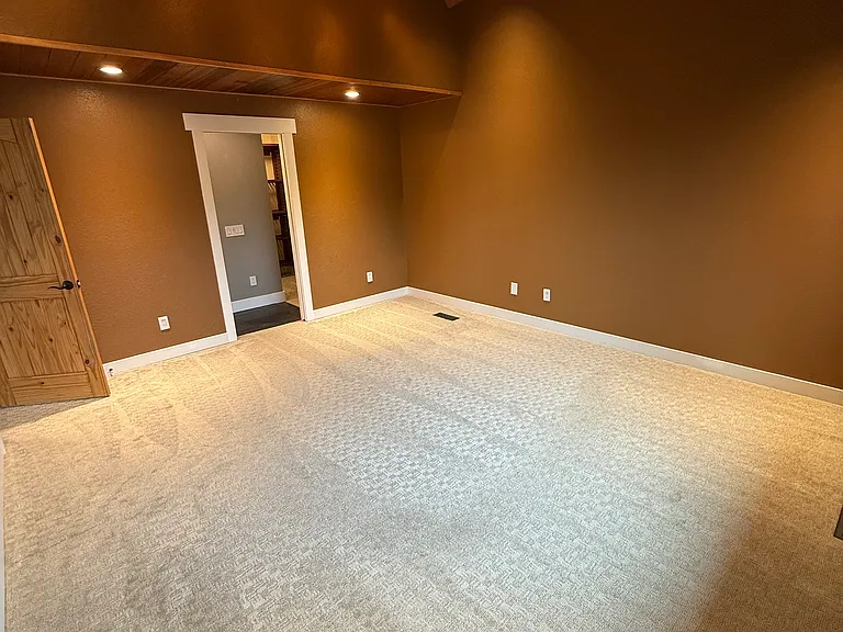 9440 Arlene Dr — Photo 22